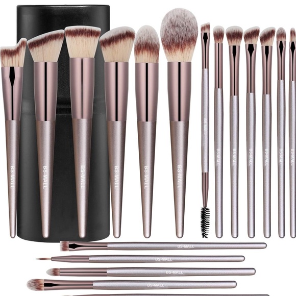 18pc Makeup Brush set & storage case - Picture 5 of 7